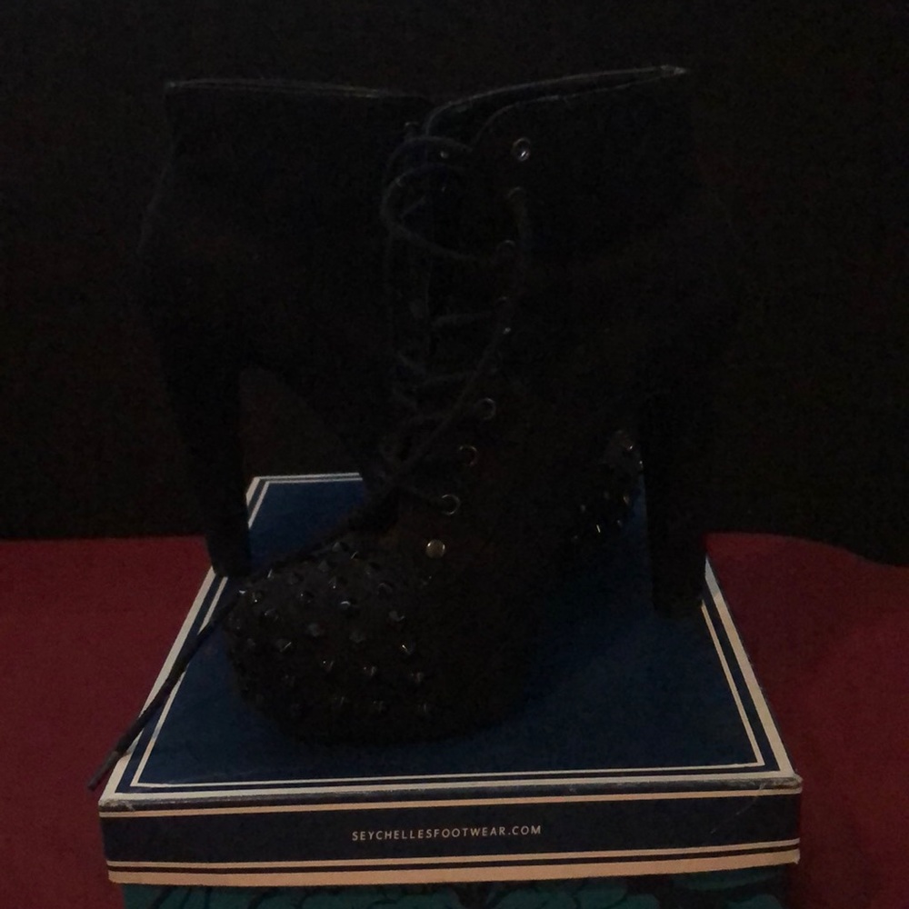 Black suede laced up boots